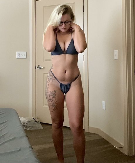 Just Call Me Letty nude pornstar pics