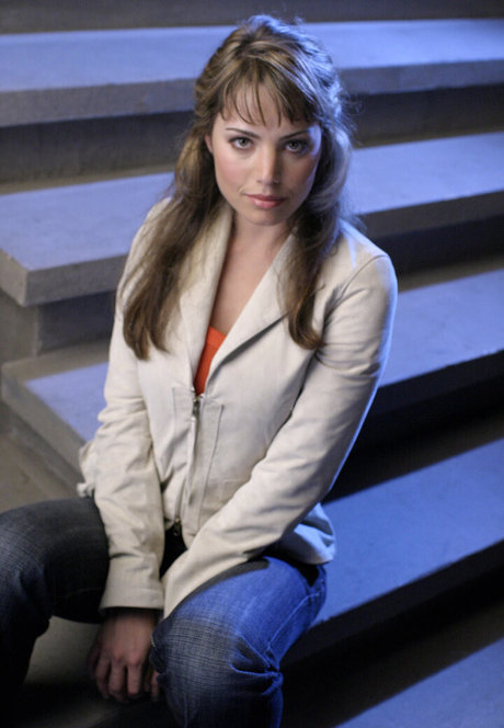 Erica Durance actress photo