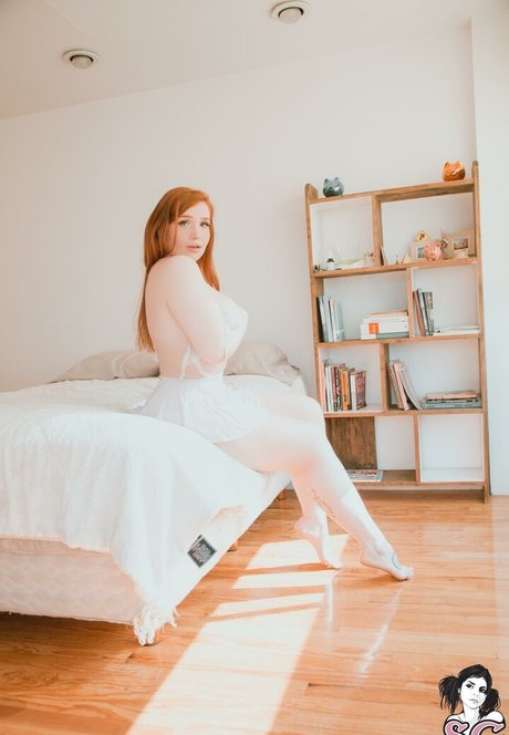 Eva Ollin free star photo