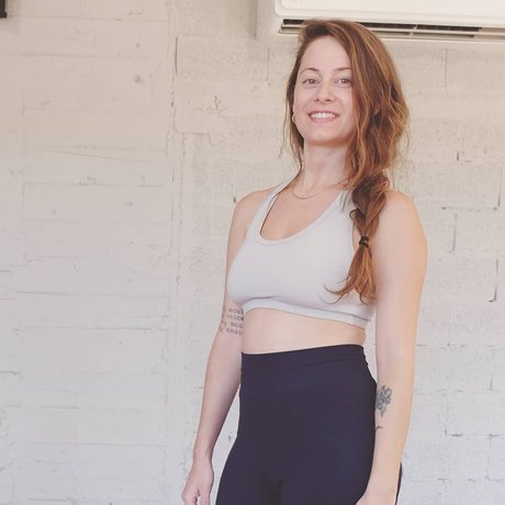 Yael Gayaa model erotic images