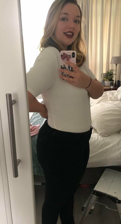 hot wife onlyfans pretty images