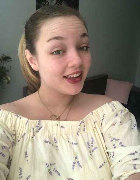 Cheyenne1607 pornographic model photo