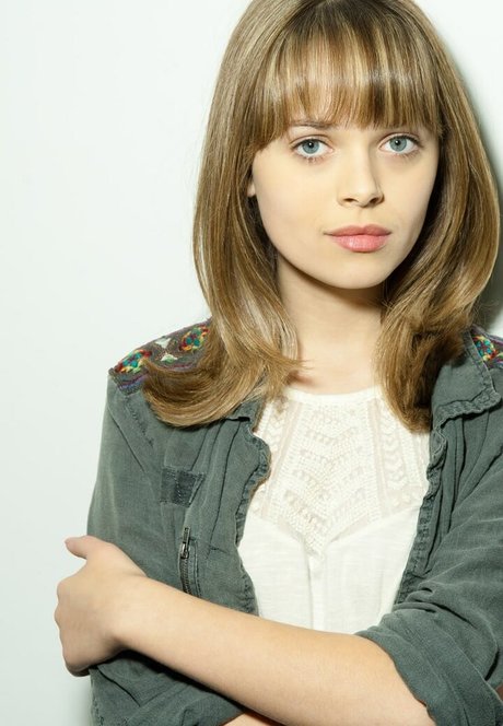 Alyssa Jirrels adult actress picture