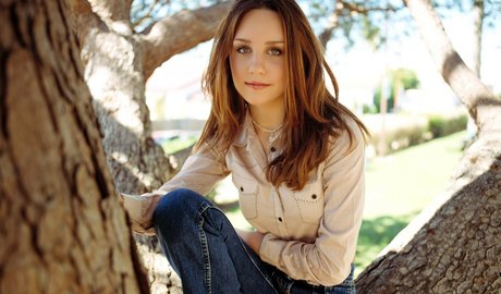 Amanda Laura Bynes nudes actress img