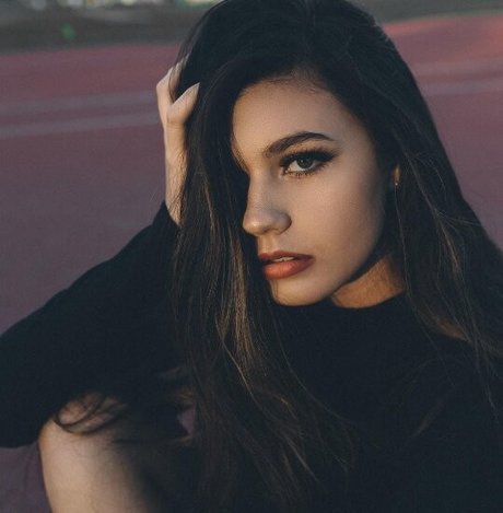 Amber Dawn Frank pornstar nice pictures