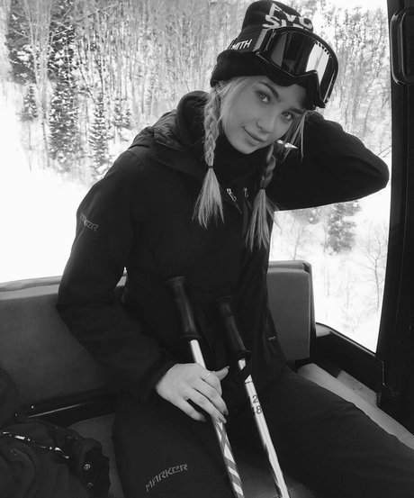 Amber Davis star best photos