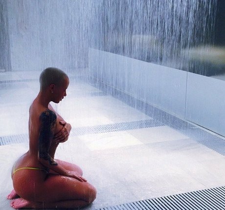 Amber Levonchuck actress galleries