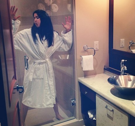 Amanda Crew porn model images