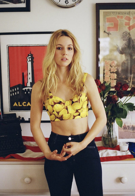 Alona Tal hd actress images