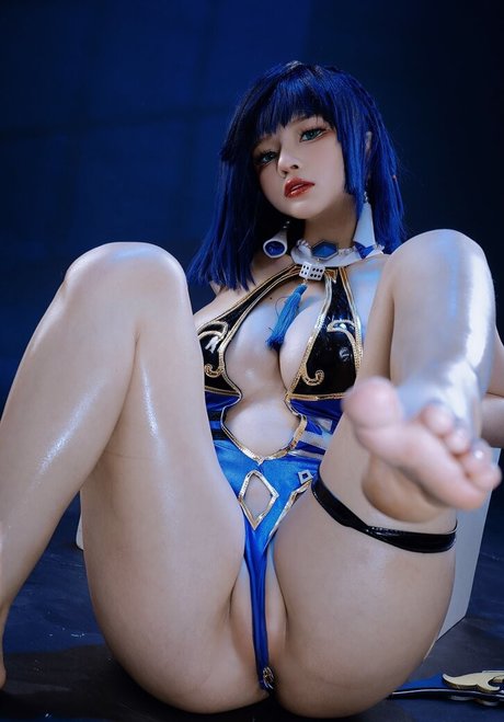 azami1110 xxx model gallery