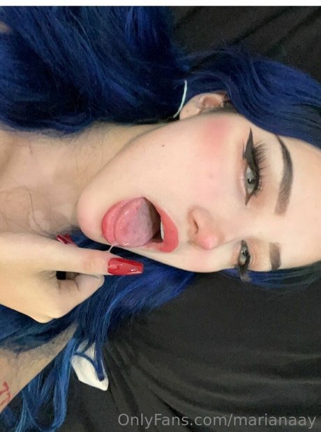 marianaay exclusive model image