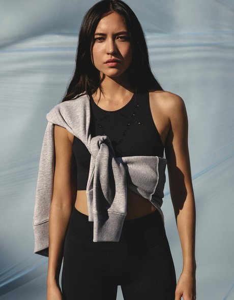 Sonoya Mizuno nude actress pic