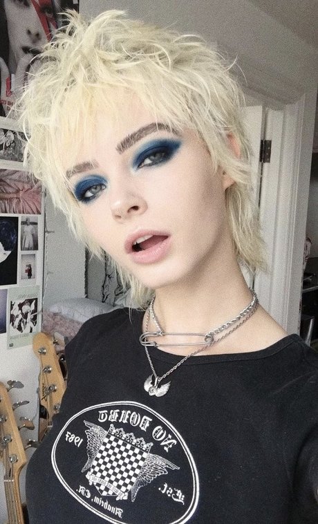 Milkie Way pornstar pretty photos