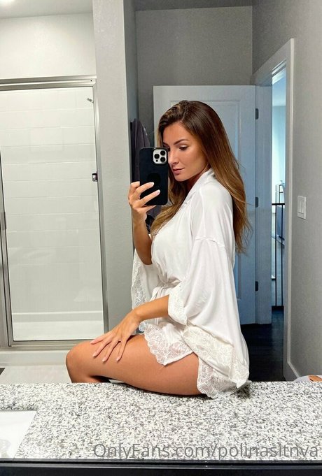 Polina Aura star gallery