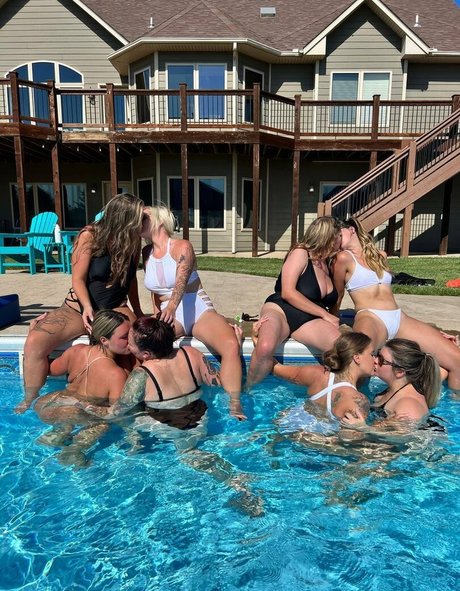 Lady Sateen pornstar hd picture