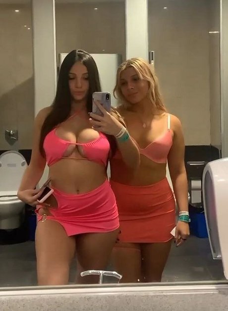 azulpaoli model beautiful photo