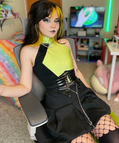 Bootz star pornographic archive