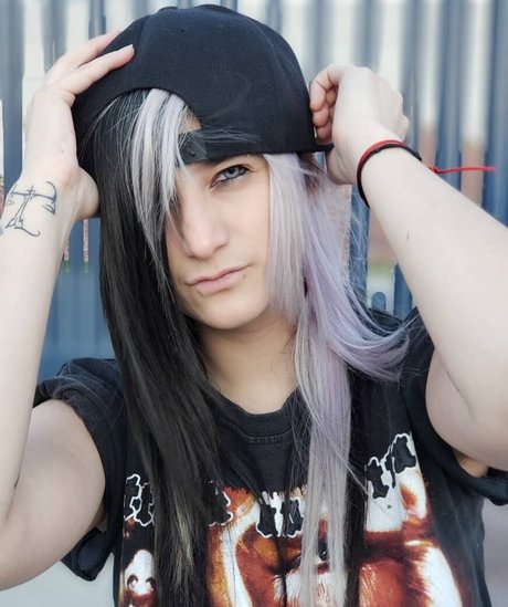 Alexexcelks xxx star picture