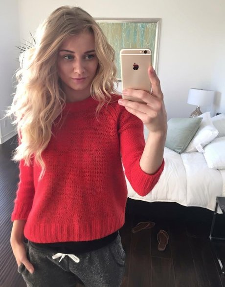 Alena Savostikova star nice pic