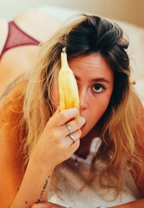 Ashleeey porn actress pics