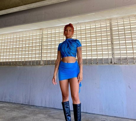 notvmvv porn model img