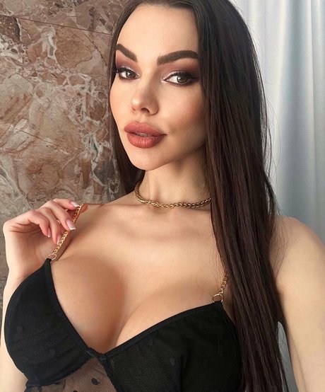 amyhix nude model pics