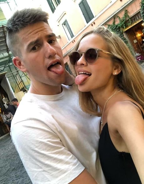 Lir Fiszbaum pornographic star photos