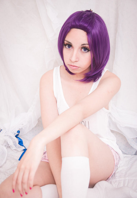 Akemii Blue star naked archive