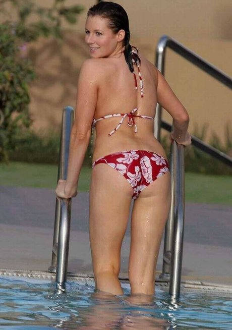 Abi Titmus star adult picture