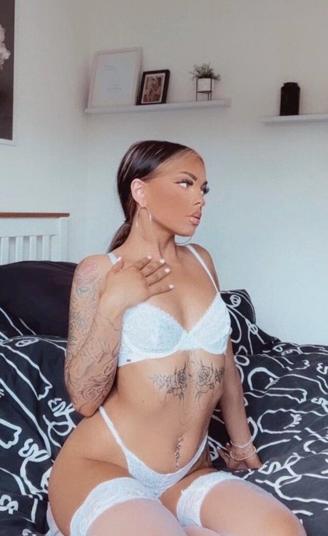 April Downes art model images