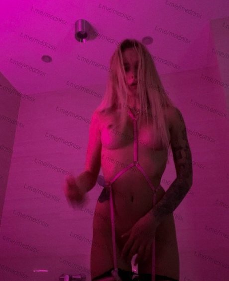 succubdiana model erotic pics