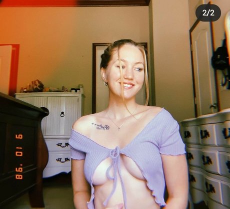 youronlyabsinthe erotic actress gallery