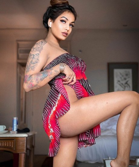 Dilnoor Aka star high quality pictures