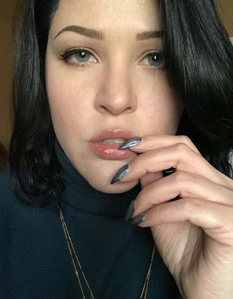 Chippy Lipton pretty model picture