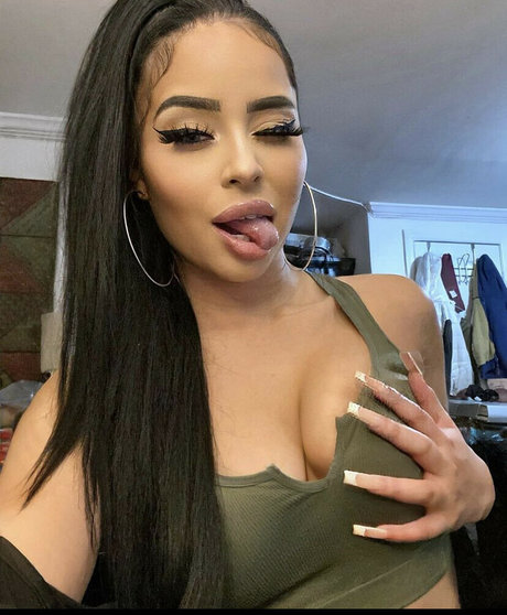 Claudiamolina a top pornstar galleries