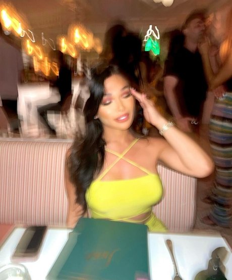 Jaslyn Lee perfect star gallery