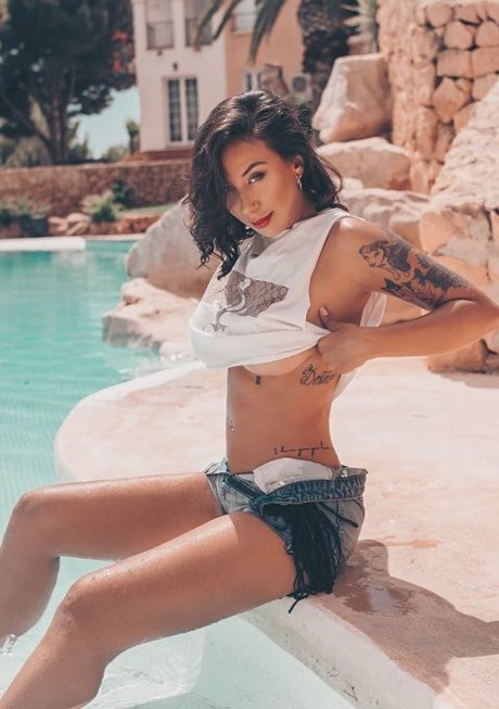 cosasdeFani model art archive