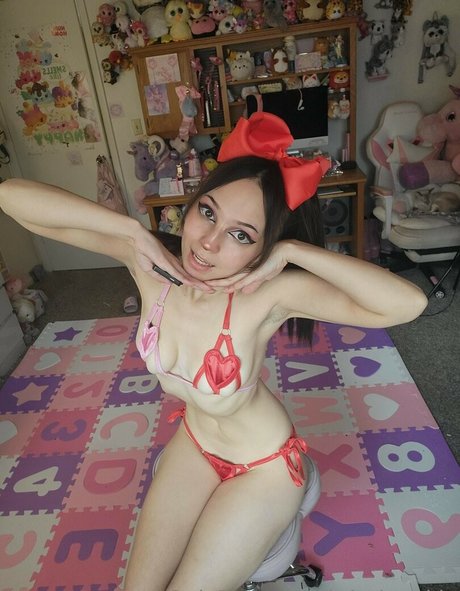 Krissie Pookie pornstar sexy photos