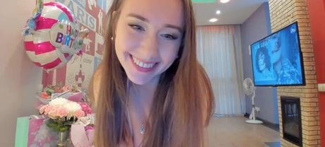 behappywithme exclusive star picture