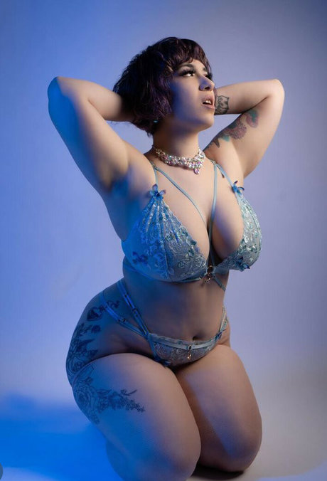 Betty Brash star pretty picture