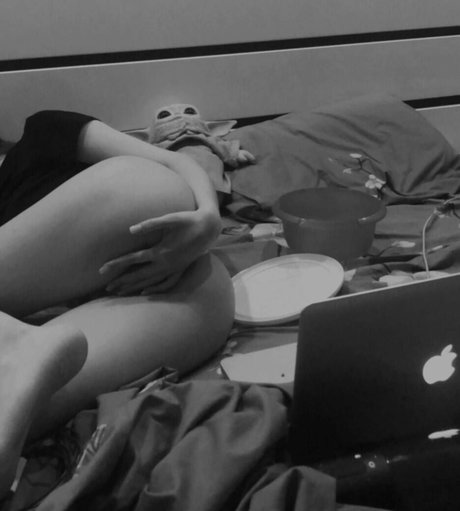 petite trans onlyfans free naked pictures