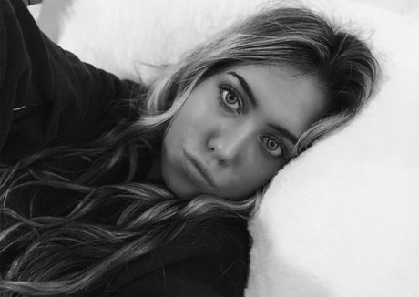 Taylor McCarthy sexy pornstar photo