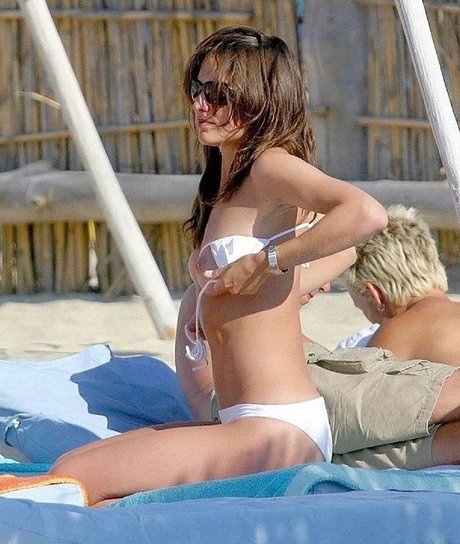 Claire Forlani star adult images