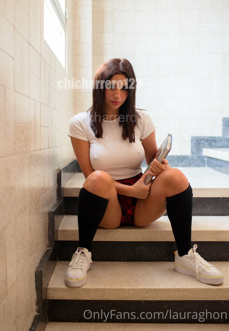 Laura Ghon star hot gallery