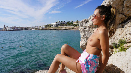 Amaya Sorni actress pics