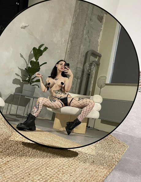 cutemeow pornstar adult pics