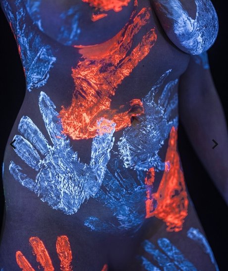 Kes Neale art star galleries