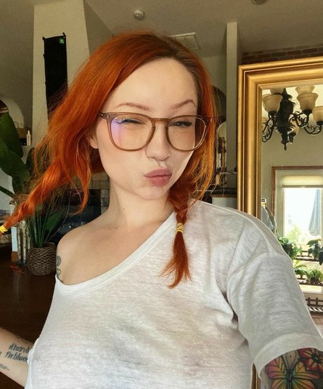 Bae Suicide art pornstar pic