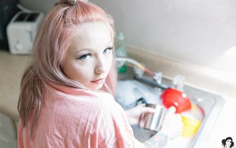 Bae Suicide art actress photos