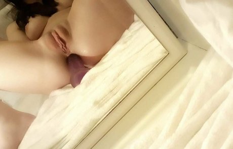 ManonTort 1999 model nudes pics